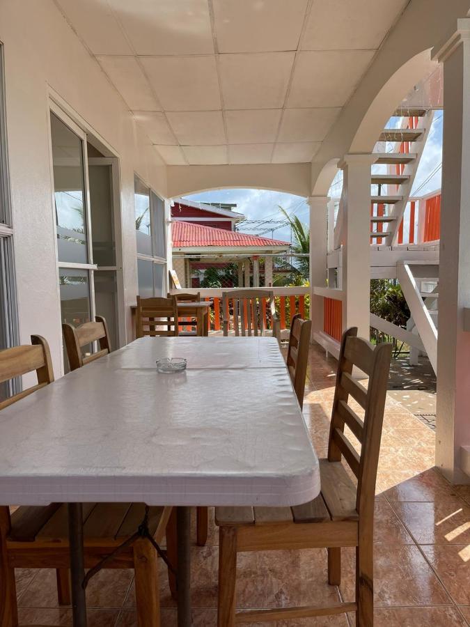 Christina'S Guest House Official Остров Литъл Корн Екстериор снимка