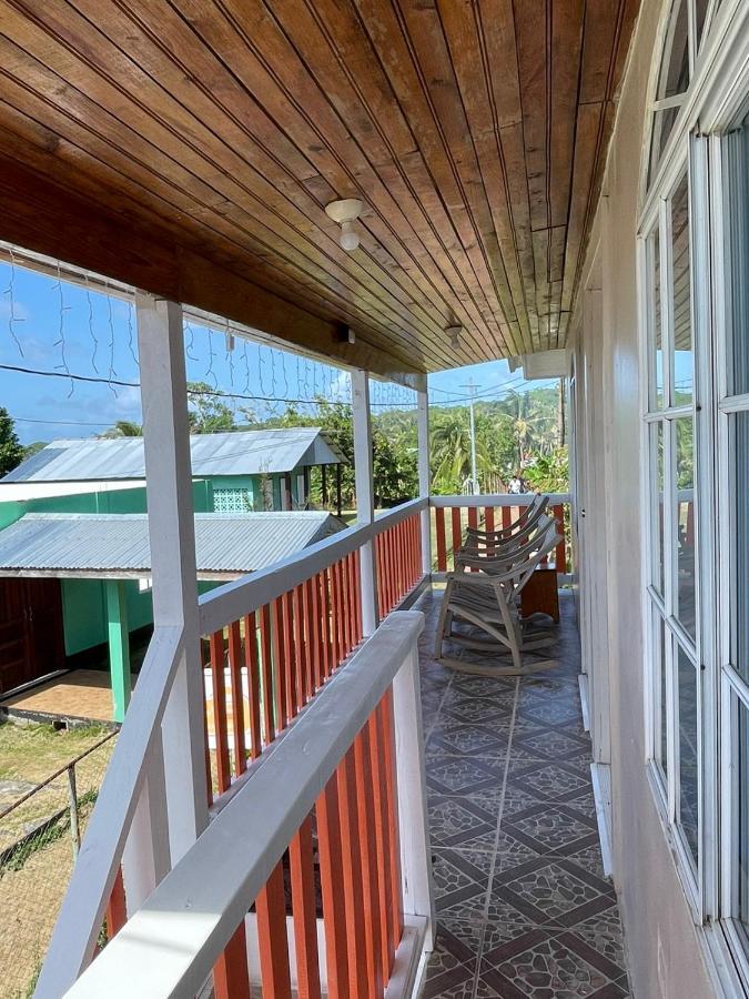 Christina'S Guest House Official Остров Литъл Корн Екстериор снимка
