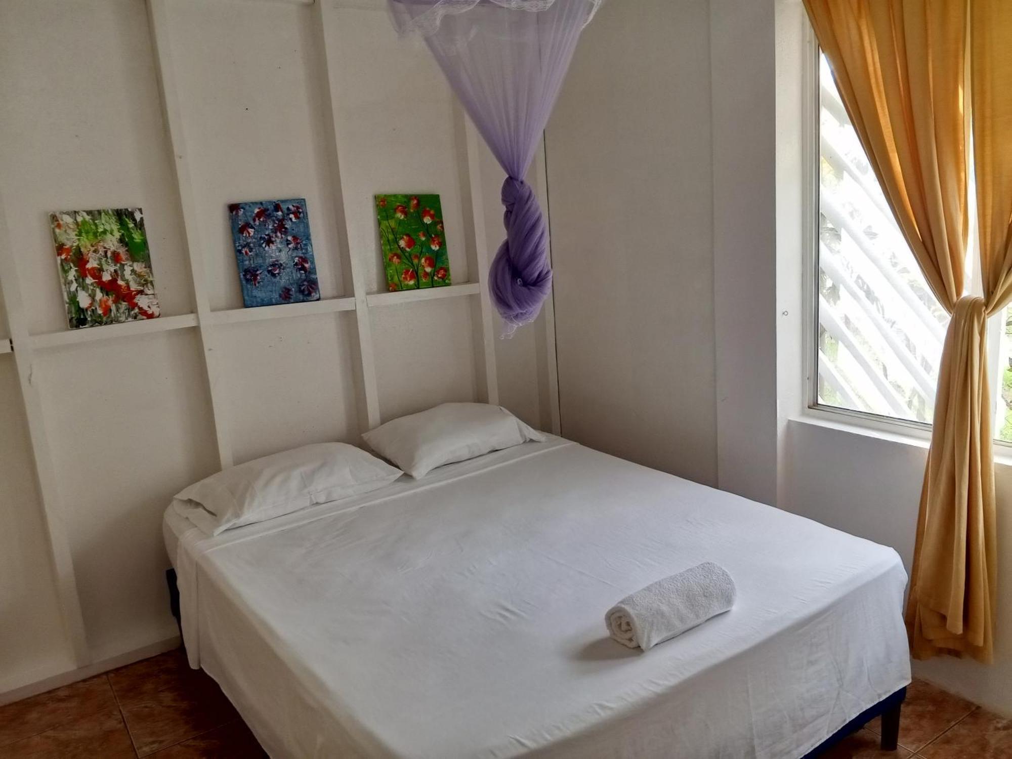 Christina'S Guest House Official Остров Литъл Корн Екстериор снимка
