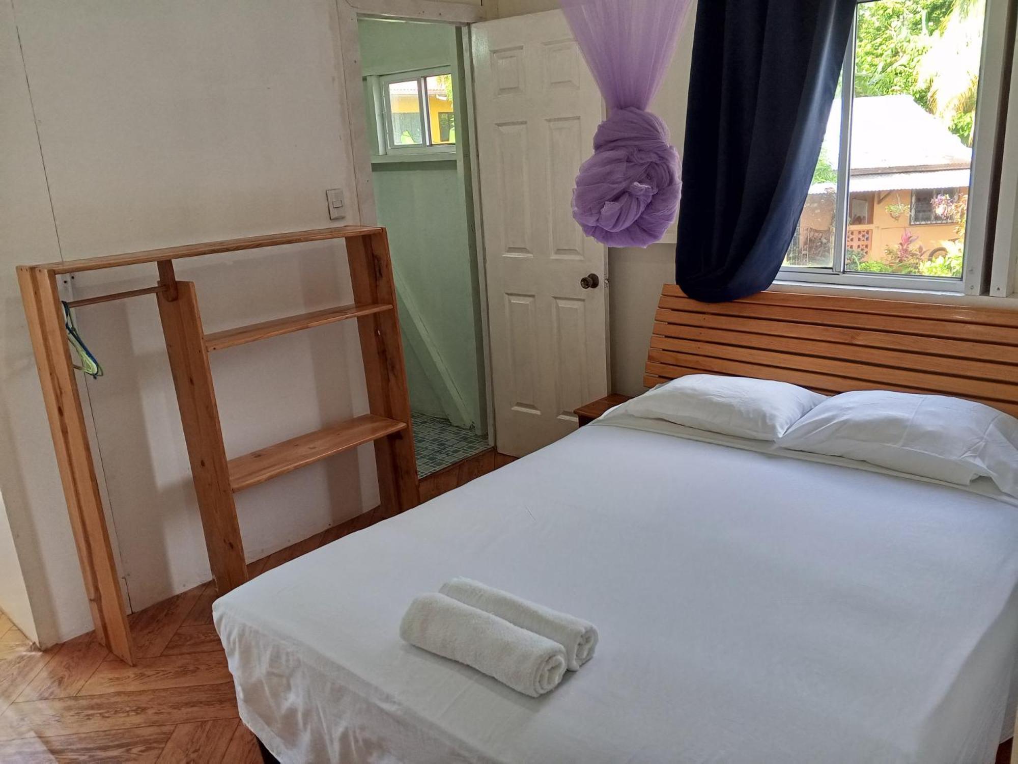 Christina'S Guest House Official Остров Литъл Корн Екстериор снимка